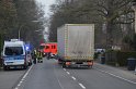Pklemm Fahrer ueberrollt vom eigenen LKW Verstorben Koeln Dellbrueck Paffratherstr Walterstr P08
